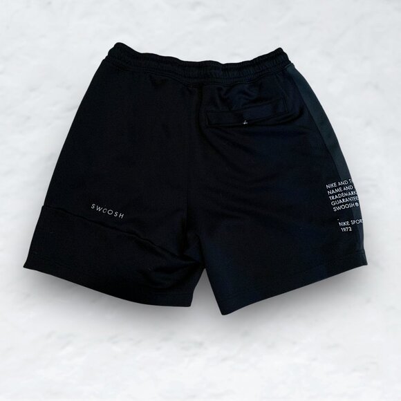 Nike Sportswear Double Swoosh Shorts - Picture 2 of 6